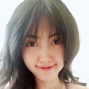 Meet your Posher, Diem